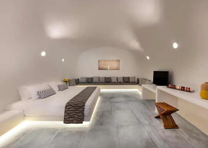 San Martino Cave * Пиргос