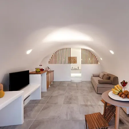 Villa San Martino Cave Pírgosz