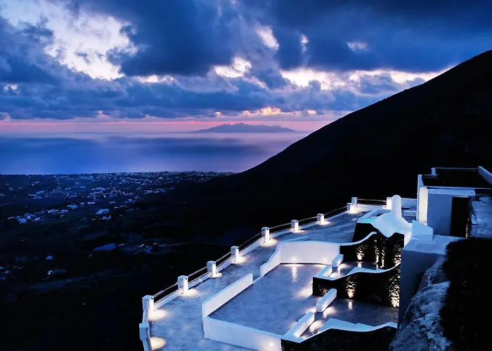 San Martino Cave * Pýrgos